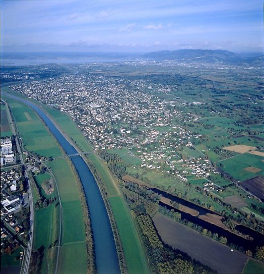 Lustenau mit Rhein