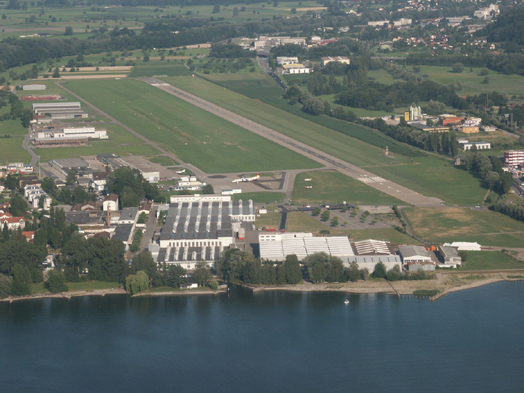 Blick auf den Flughafen St. Gallen - Altenrhein