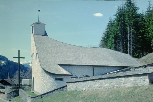 Neuer Kirchenbau: Theresienkirche Langen/Arlberg